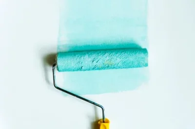 Peinture intérieure à Charmoille — murs, plafonds et boiseries
